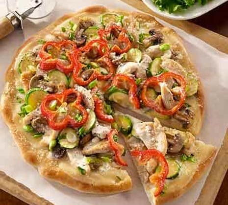 Grilled Chicken Roasted Pepper Pizza